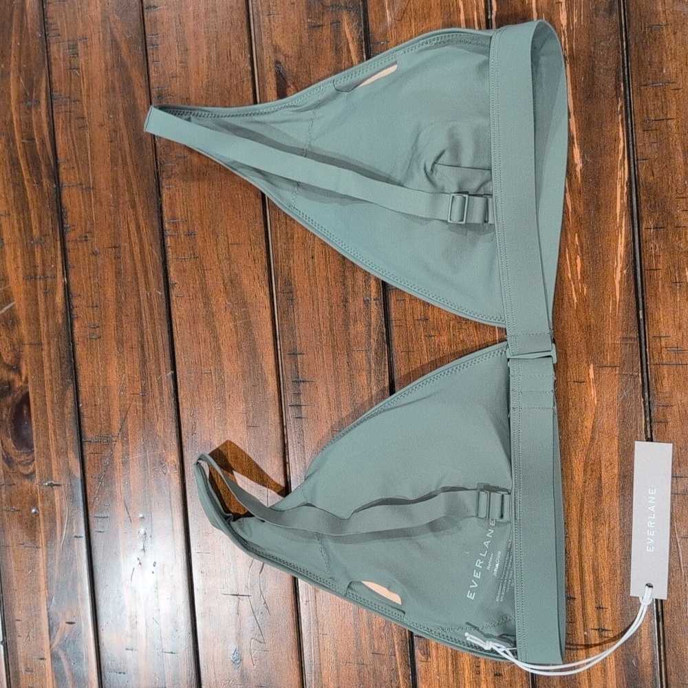 Everlane The Renew Plunge Triangle Bikini Top - Picture 4 of 6